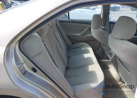 2009 Toyota Camry Le z USA, uszkodzony, nr VIN 4T1BE46K29U411993